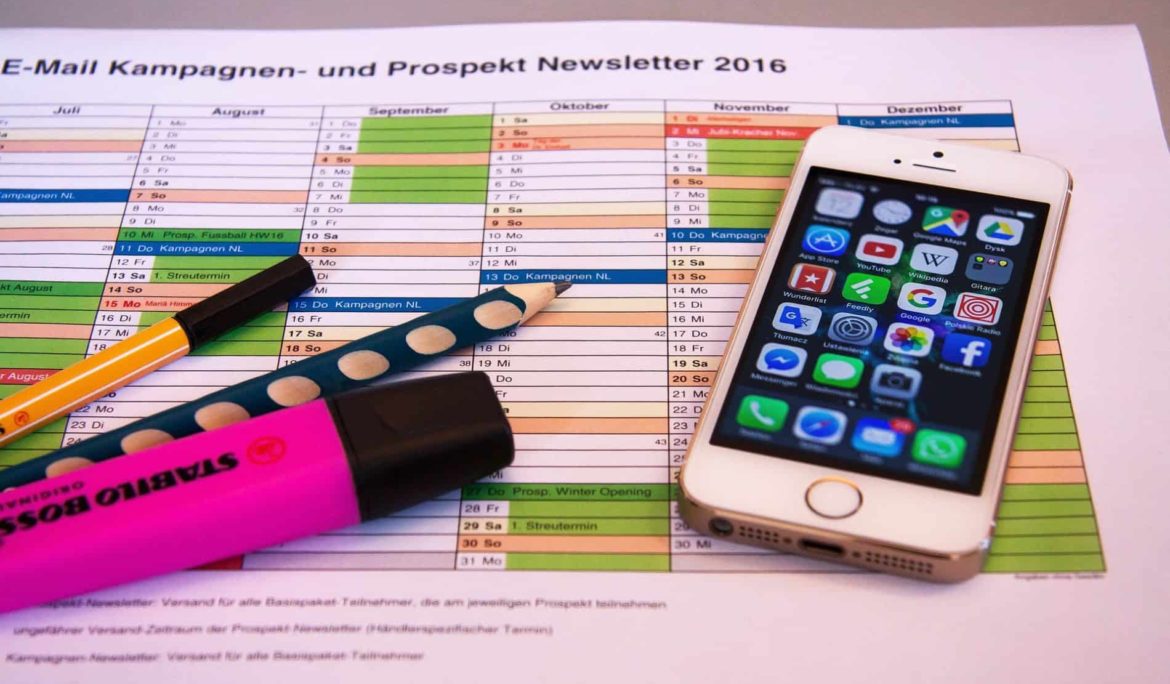 Creating a social media content calendar
